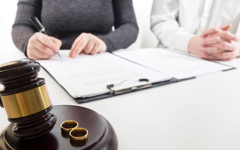 Divorce Attorney Strategies for Resolving Conflict Amicably
